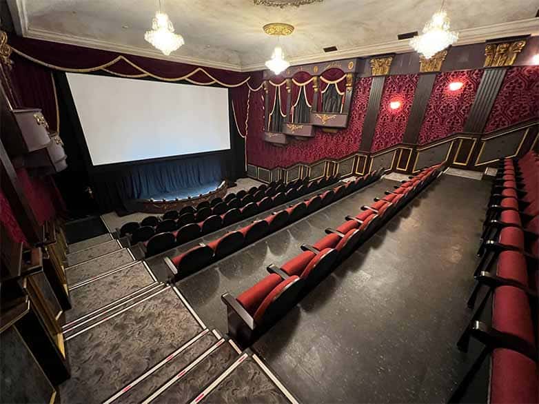 Kargo Cinema Background